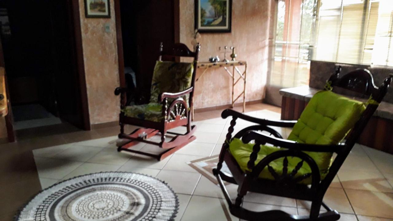 Chacara Alto Do Vale Villa Bueno Brandao Exterior photo
